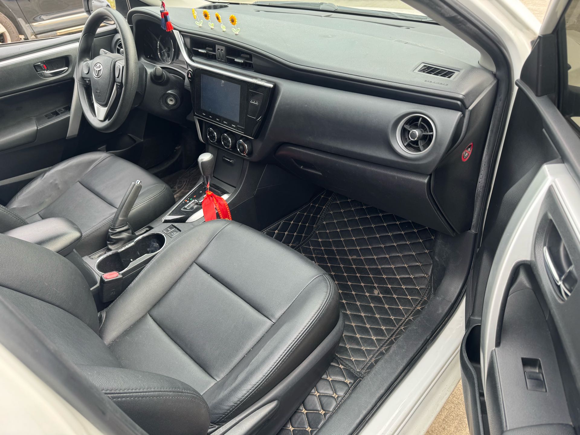 Toyota Corolla 2018 #3 Toyota Corolla 2018 car image #3