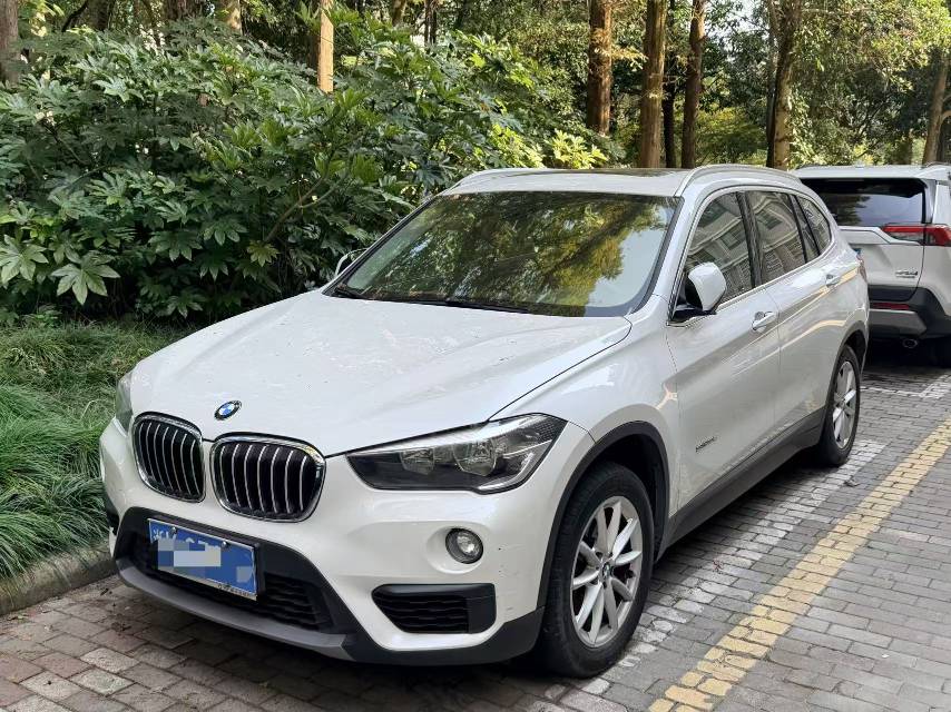 BMW X1 2017 صورة سيارة 