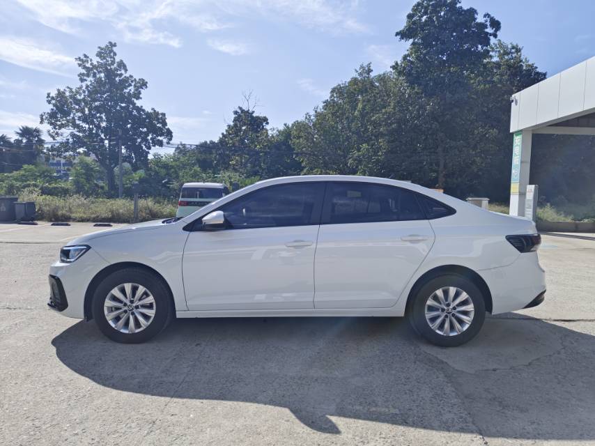 Volkswagen Lavida 2024 car image #3