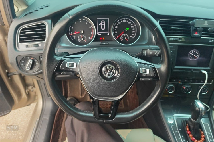 Volkswagen Golf 2017 #12 Volkswagen Golf 2017 car image #12
