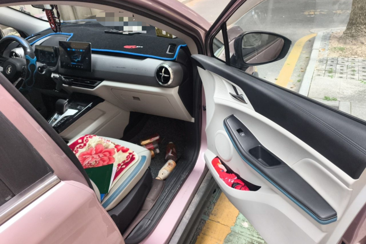 BYD Yuan Pro 2023 #23 BYD Yuan Pro 2023 صورة سيارة #23