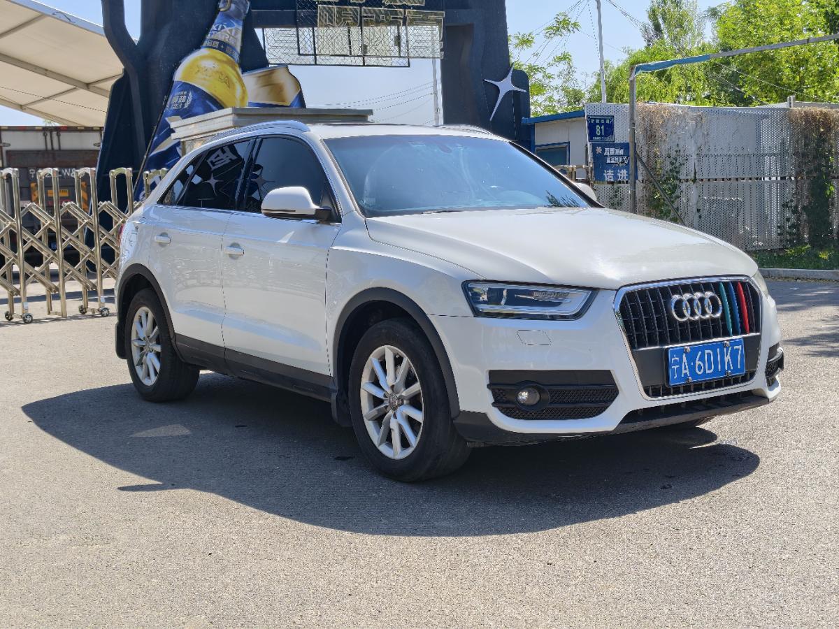 Audi Q3 2014 car image #3