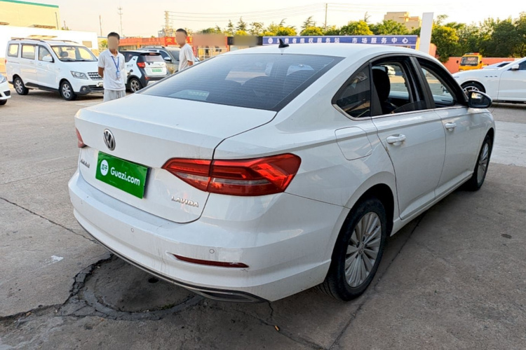 Volkswagen Lavida 2020 imagen de coche #7