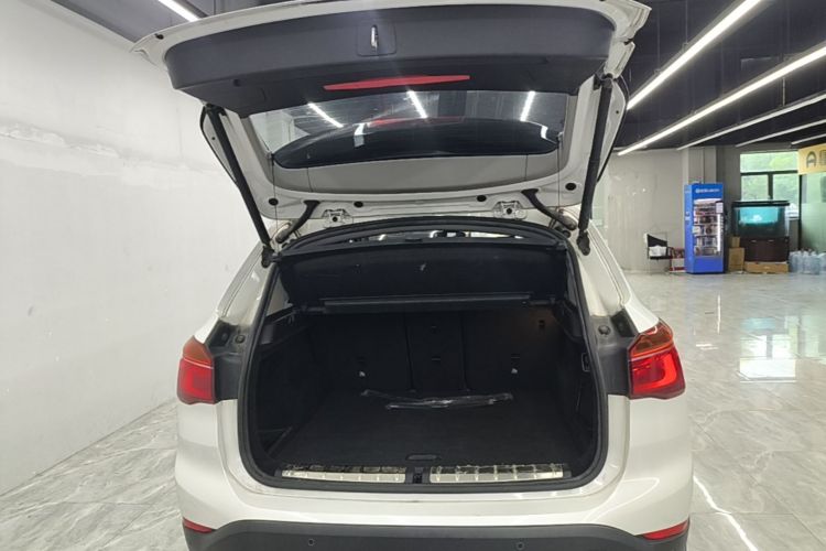 BMW X1 2017 #19 BMW X1 2017 car image #19