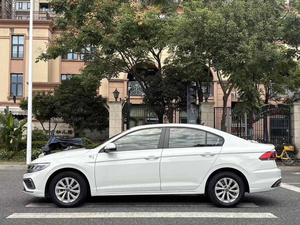 Volkswagen Bora 2023 immagine di auto #4