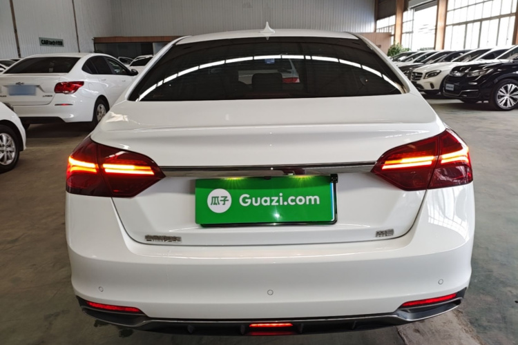 GEELY Emgrand 2020 #6 GEELY Emgrand 2020 car image #6