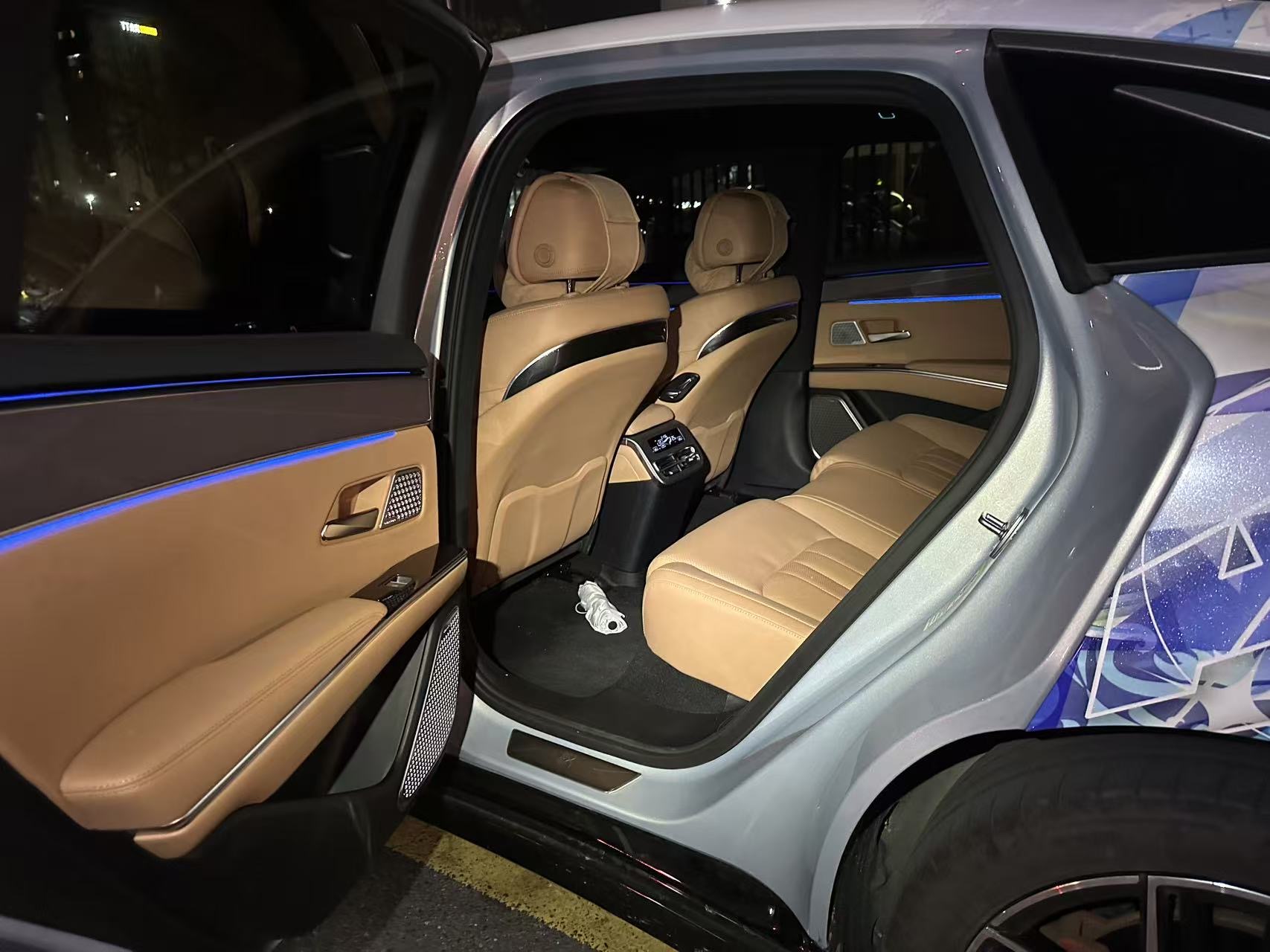 BYD HanL 2025 immagine di auto #6