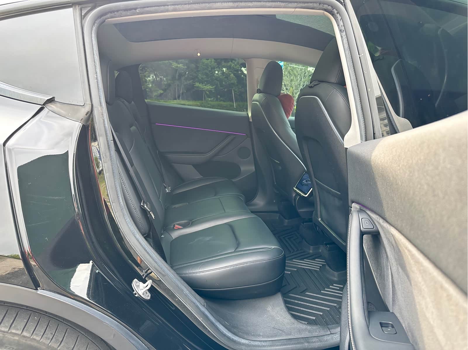 Tesla Model Y 2023 #11 Tesla Model Y 2023 car image #11