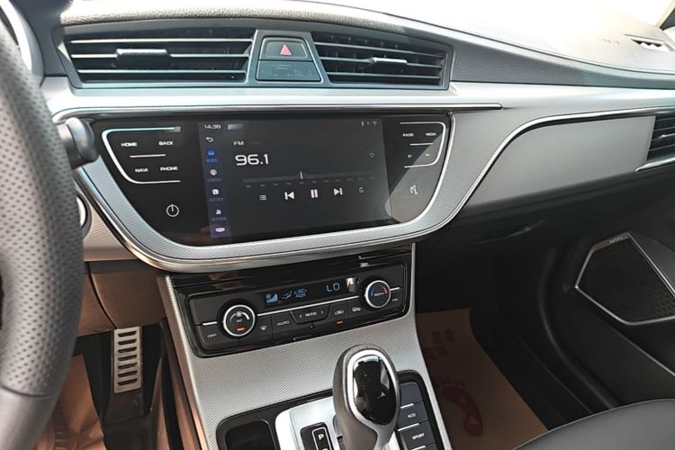 GEELY Emgrand GS 2019 #13 GEELY Emgrand GS 2019 car image #13