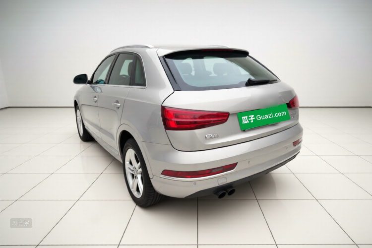Audi Q3 2017 car image #5
