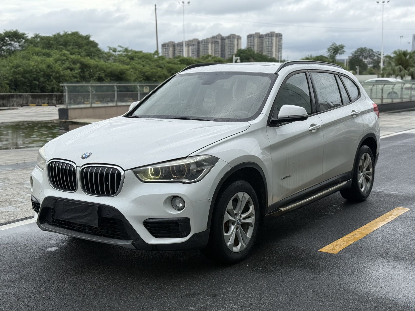2016 2016 car image