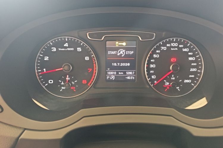 Audi Q3 2015 #16 Audi Q3 2015 car image #16