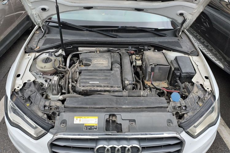 Audi A3 2015 car image #22