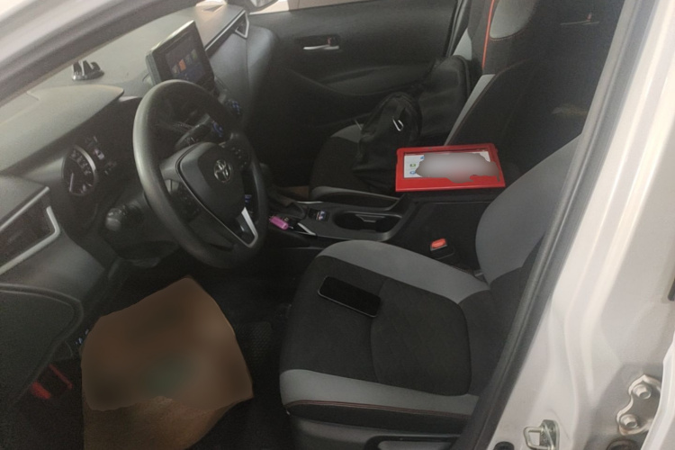 Toyota Corolla 2023 immagine di auto #15