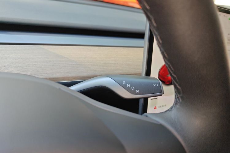 Tesla Model Y 2022 #18 Tesla Model Y 2022 immagine di auto #18