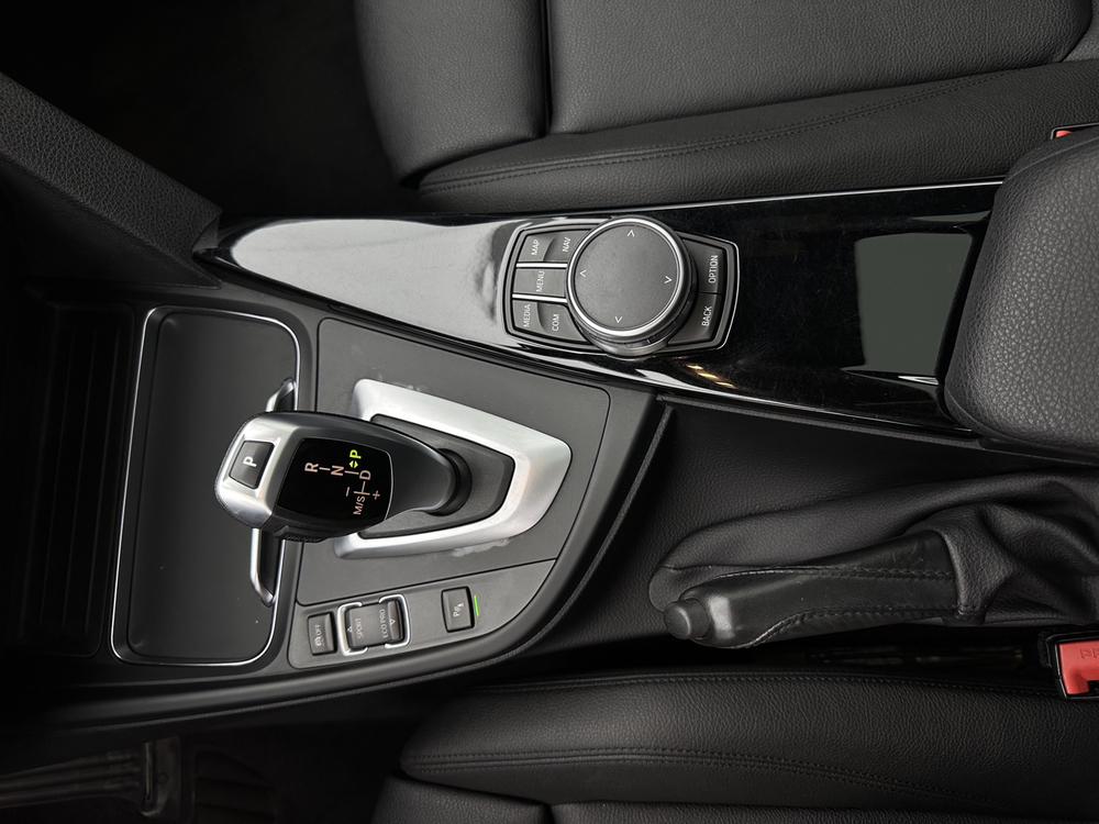 BMW 3 Series GT 2021 car image #26
