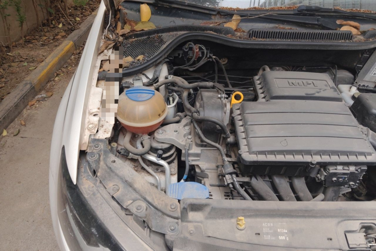 Volkswagen Polo 2016 car image #24