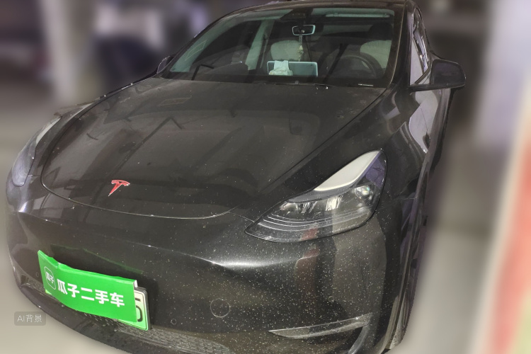 Tesla Model Y 2023 car image #2
