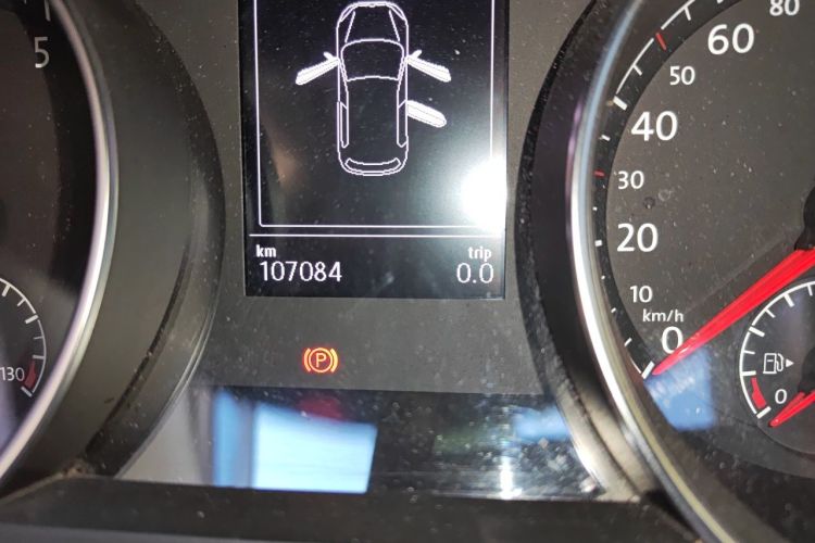 Volkswagen Golf 2015 car image #10