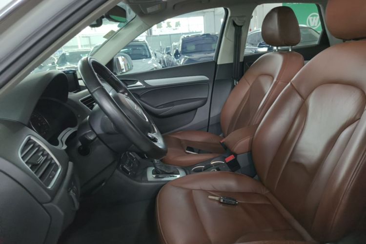 Audi Q3 2017 #15 Audi Q3 2017 car image #15
