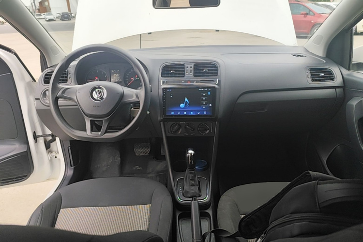 Volkswagen Polo 2019 #10 Volkswagen Polo 2019 car image #10