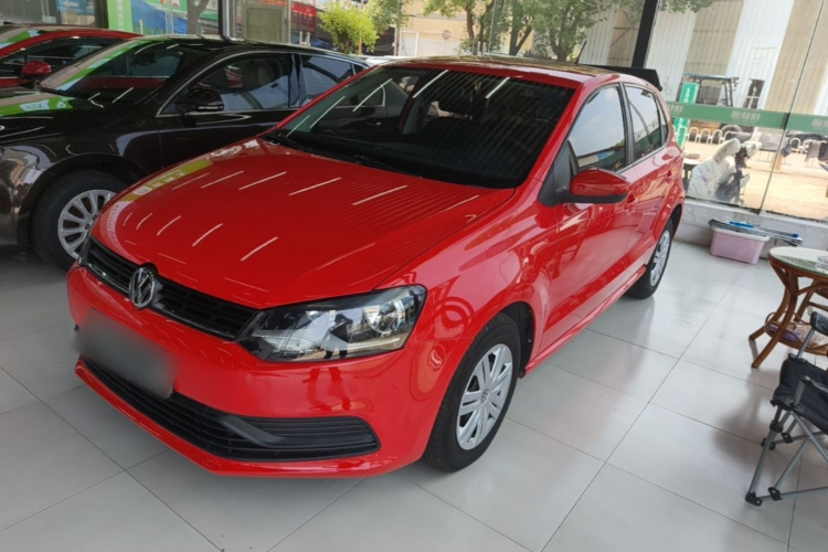 Volkswagen Polo 2018 car image #2