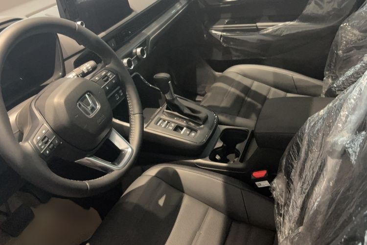 Honda CR-V 2025 car image #9