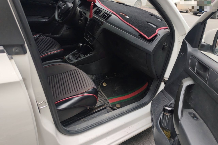 Volkswagen Santana 2020 car image #27
