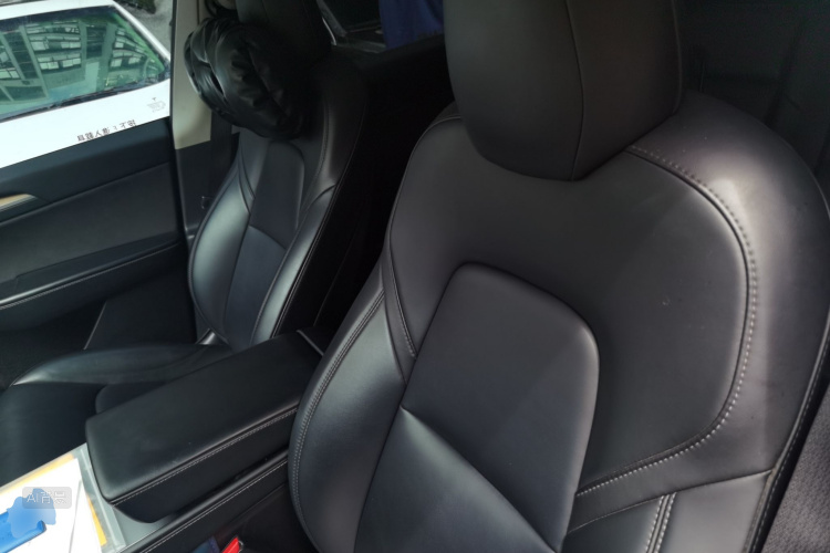 Tesla Model Y 2022 #17 Tesla Model Y 2022 car image #17