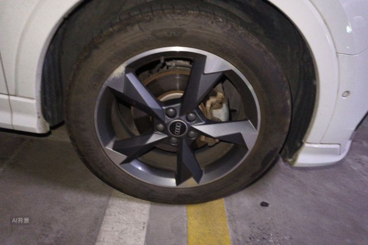 Audi Q3 2021 immagine di auto #9