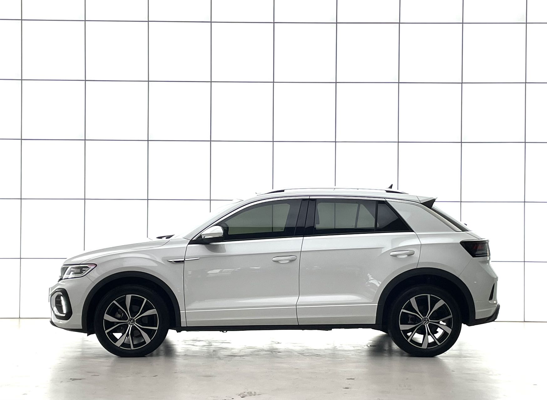 Volkswagen T-Roc 2024 #7 Volkswagen T-Roc 2024 car image #7