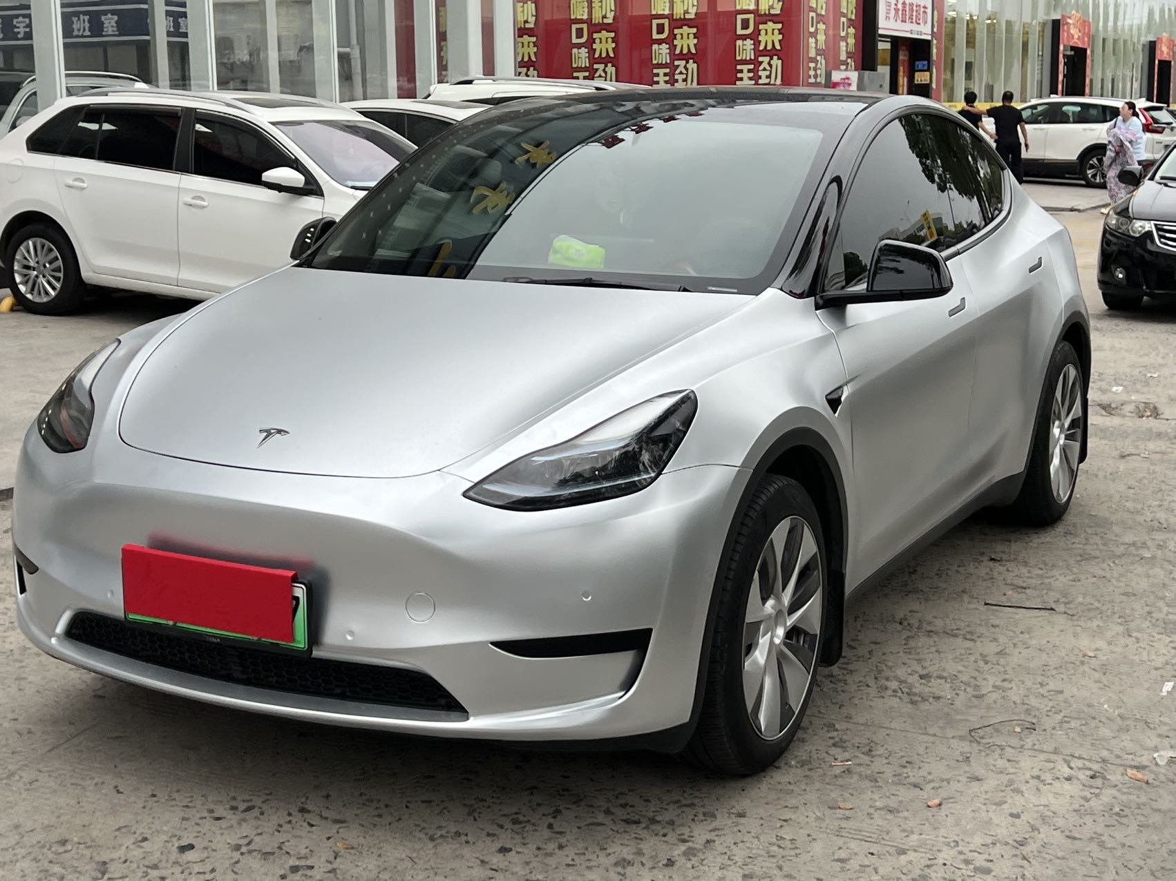 Tesla Model Y 2022 Tesla Model Y 2022 car image