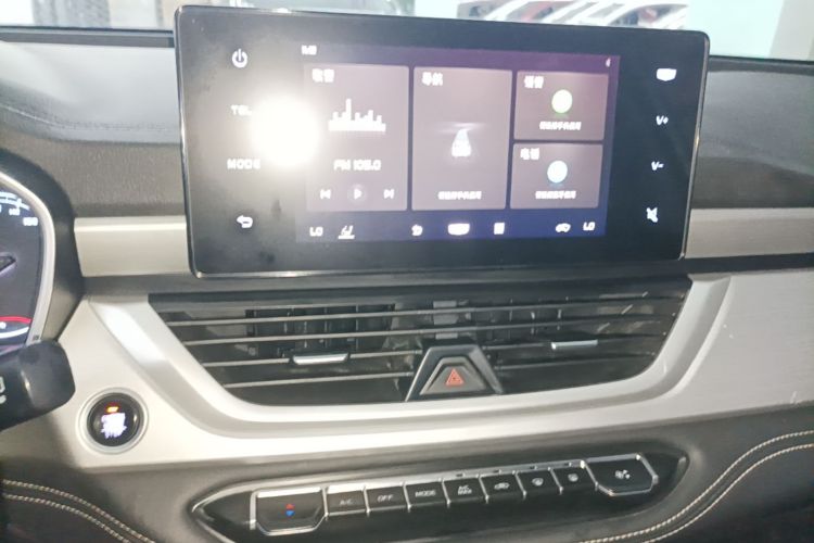 GEELY Vision X6 2021 صورة سيارة #20