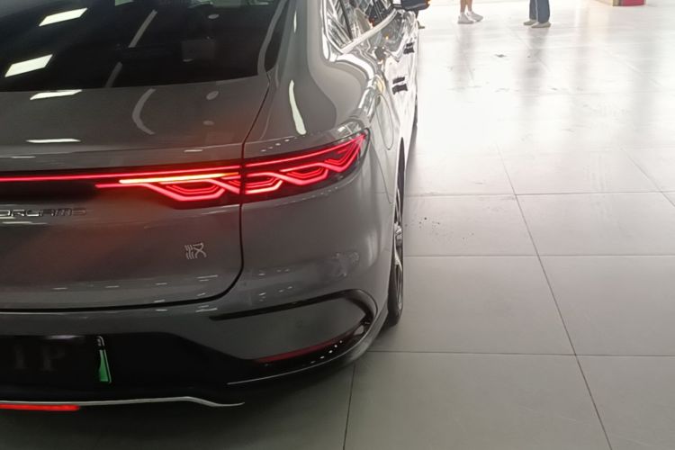 BYD Han 2022 car image #8
