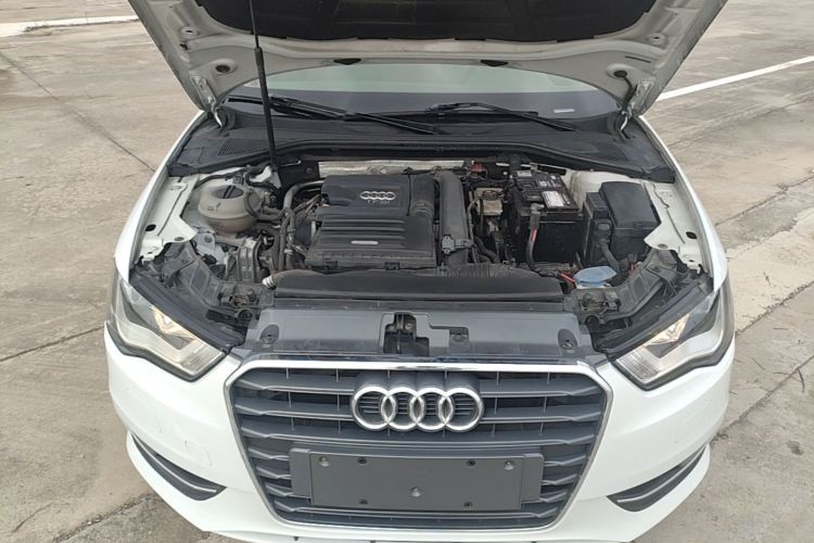 Audi A3 2017 immagine di auto #20