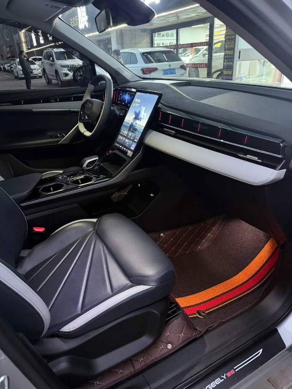 GEELY Boyue L 2024 imagem de carro #7