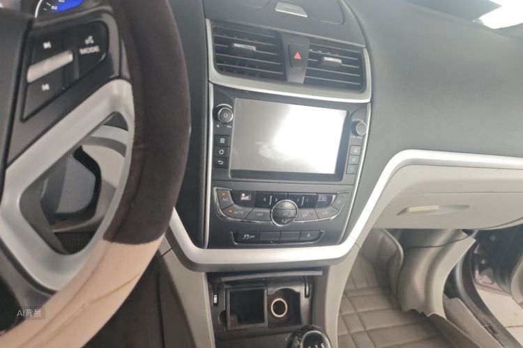 GEELY Emgrand 2016 car image #15