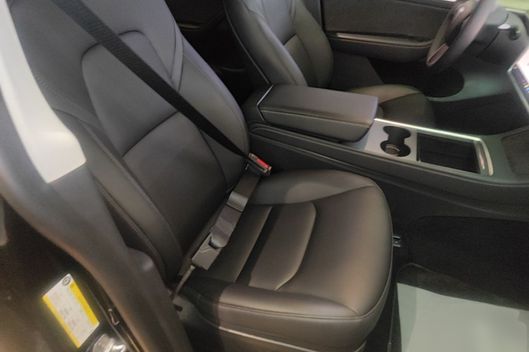 Tesla Model Y 2022 #24 Tesla Model Y 2022 car image #24
