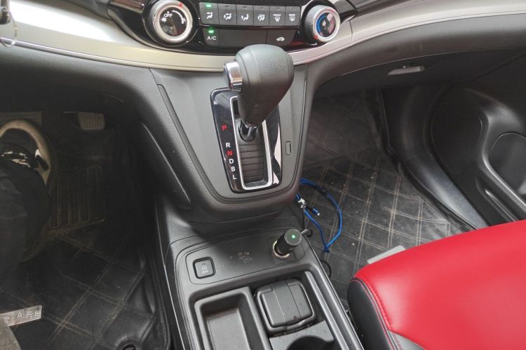 Honda CR-V 2017 #16 Honda CR-V 2017 car image #16