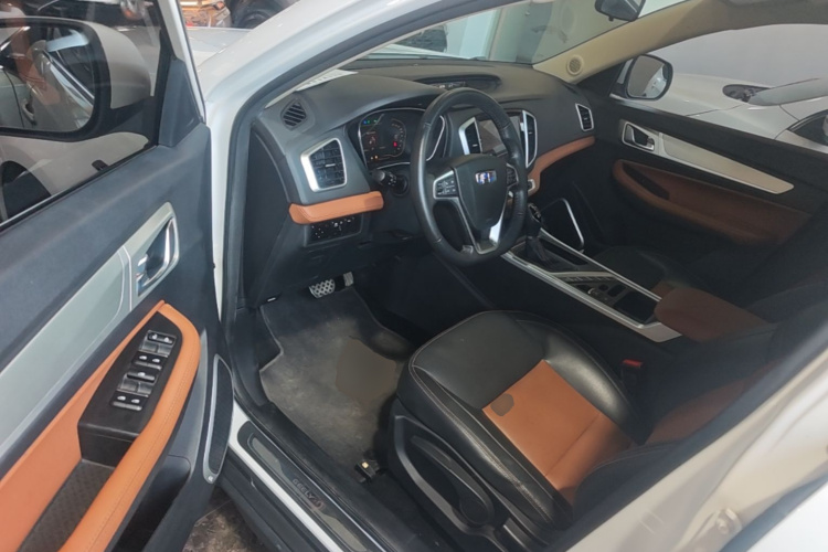 GEELY Vision X6 2019 image de voiture #12