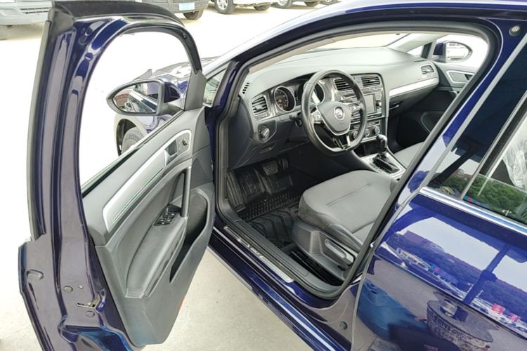 Volkswagen Golf 2018 #16 Volkswagen Golf 2018 car image #16