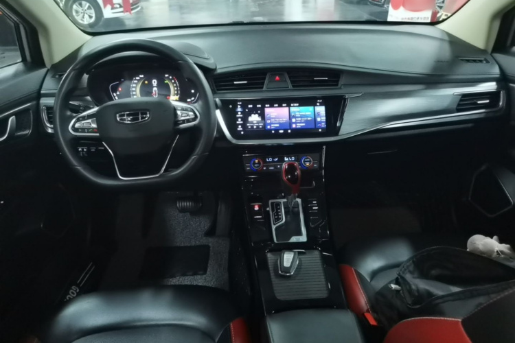 GEELY Emgrand GS 2021 car image #11
