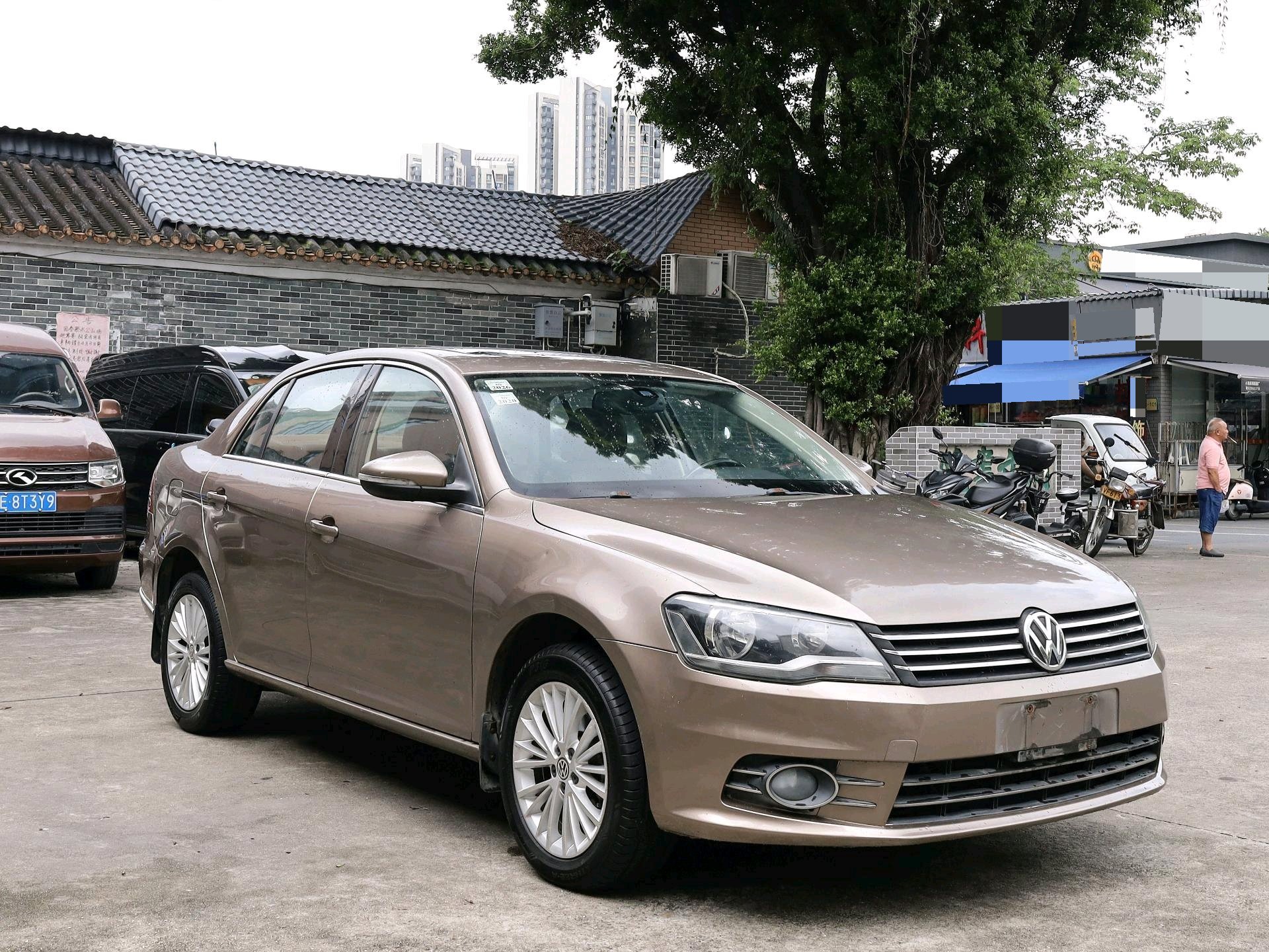 Volkswagen Bora 2013 immagine di auto #3