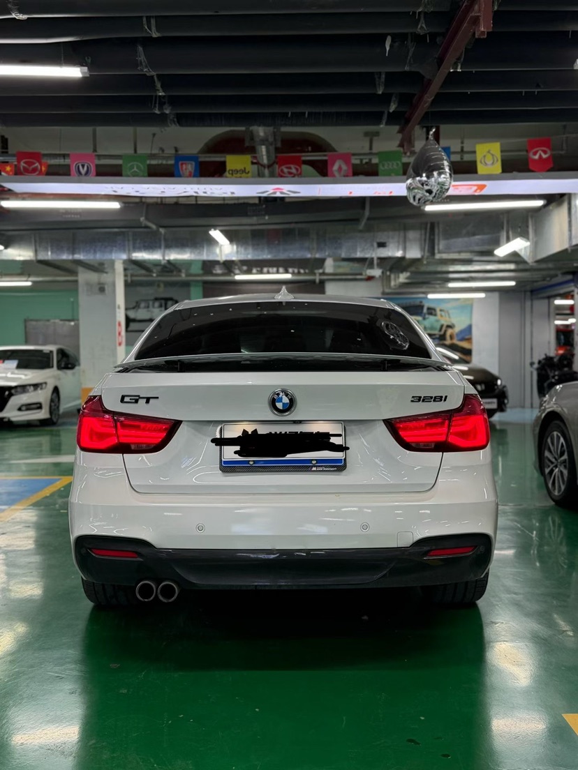BMW 3 Series GT 2019 #2 BMW 3 Series GT 2019 car image #2
