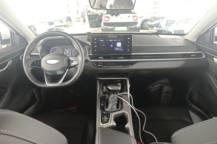 GEELY Emgrand 2025 car image #10