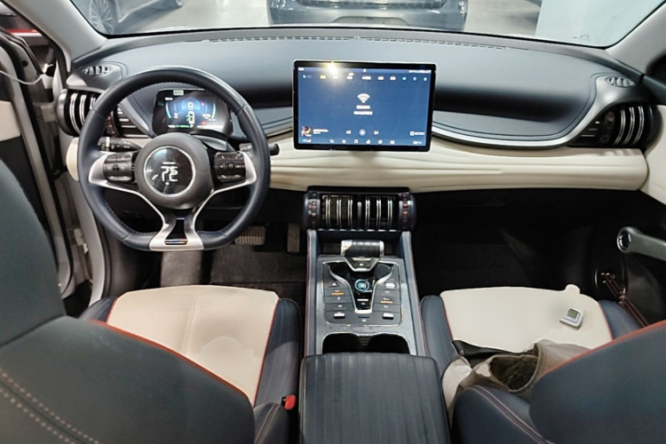 BYD Yuan Plus 2023 immagine di auto #10