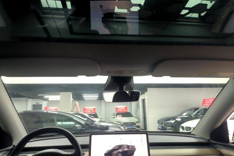 Tesla Model Y 2023 #18 Tesla Model Y 2023 immagine di auto #18