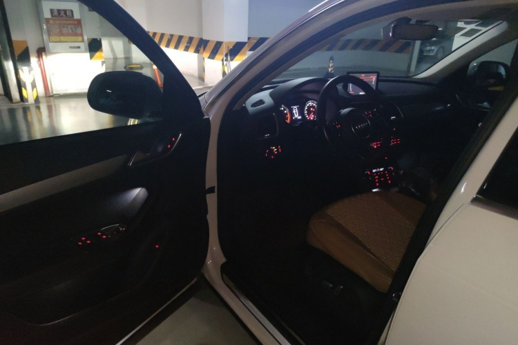Audi Q3 2016 #9 Audi Q3 2016 immagine di auto #9