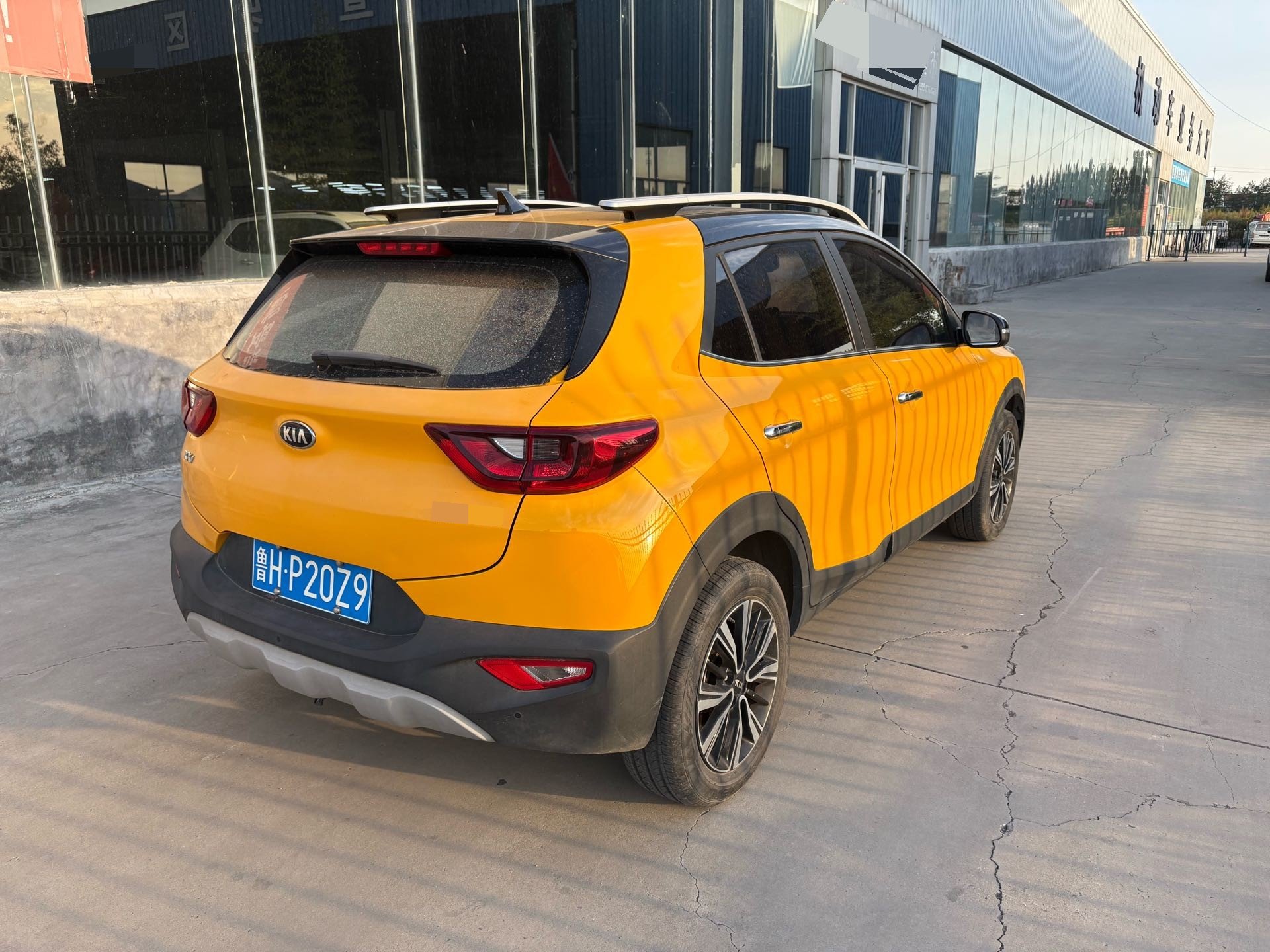 Kia KX1 2020 car image #5
