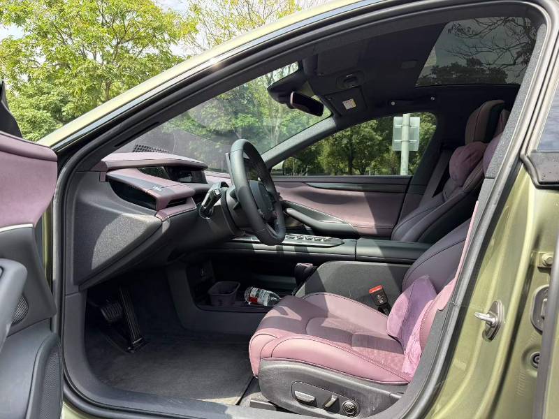 MI SU7 2024 car image #3